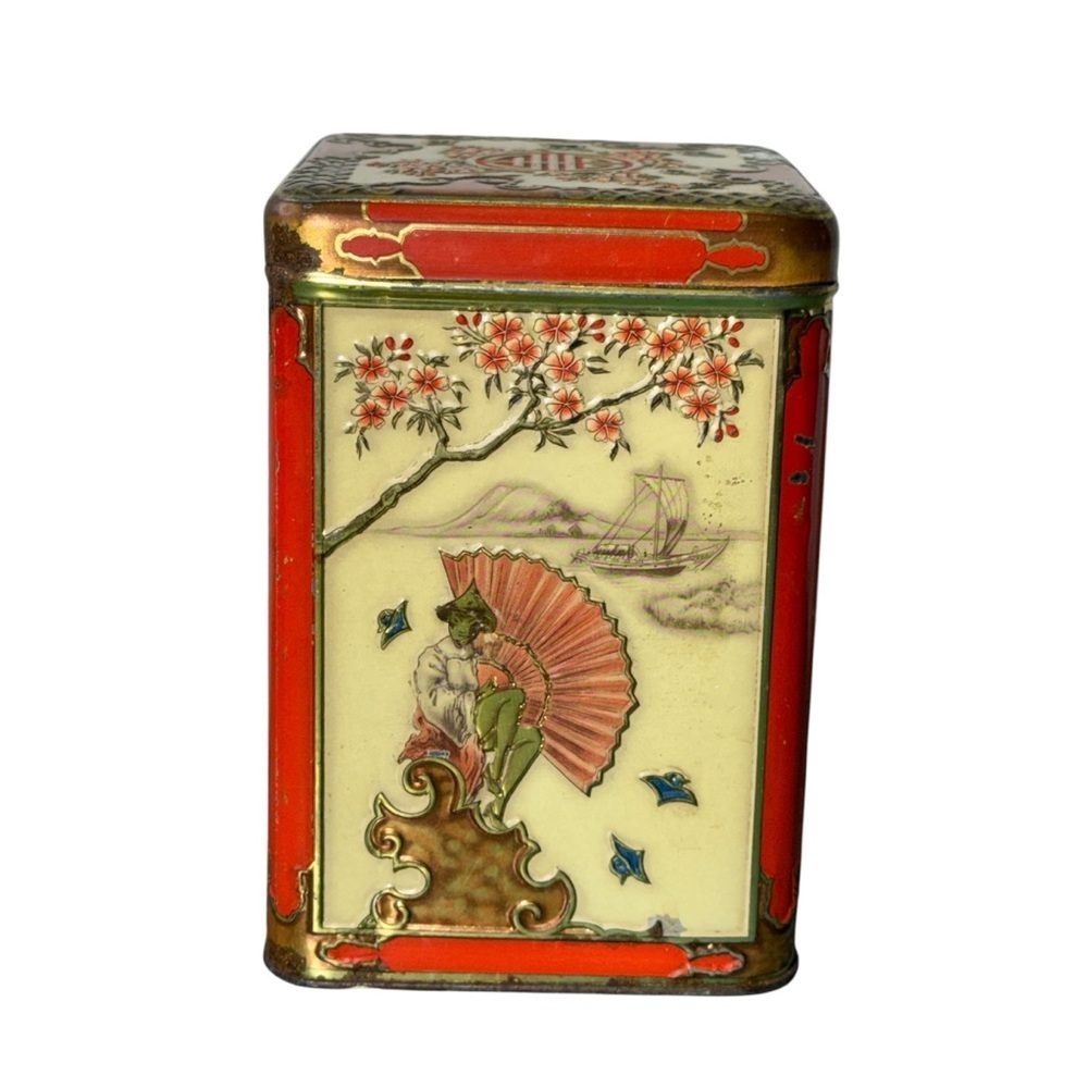 Vintage Lidded Tin Asian Design ~ Made in Holland